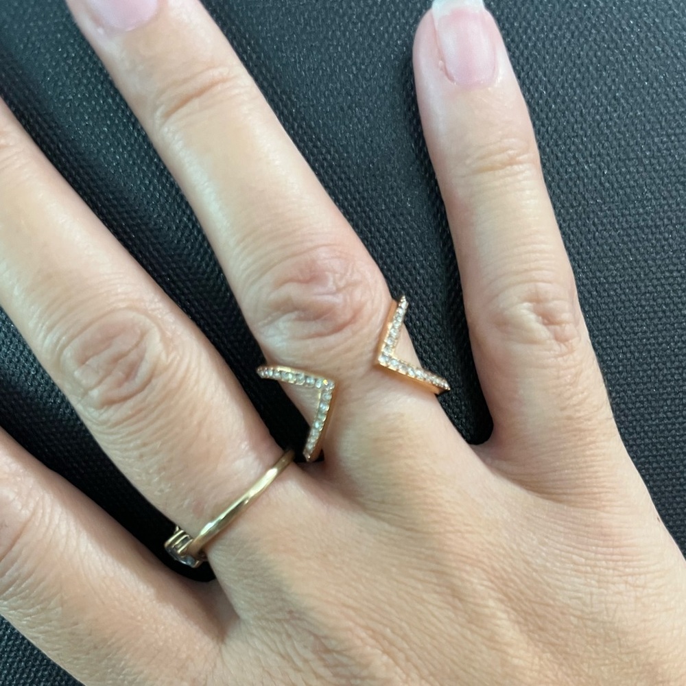 Michael Kors Rose Gold V Chevron Ring with Pavé Crystals